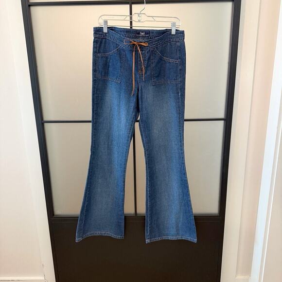 Y2K LEI Jeans Women’s 9 Flare Low Rise Denim Tie Closure 00s Bratz Boho 34x31 - Picture 5 of 11